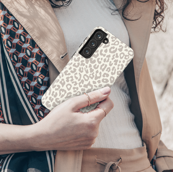 Neutral beige leopard print Samsung Galaxy phone case – minimal taupe animal pattern cover for women, aesthetic and protective