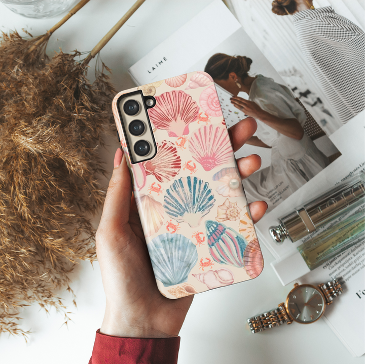 Samsung Galaxy S25 Ultra & S24 FE Tough Case – Cream Background with Pastel Seashell and Coral Crab Illustration