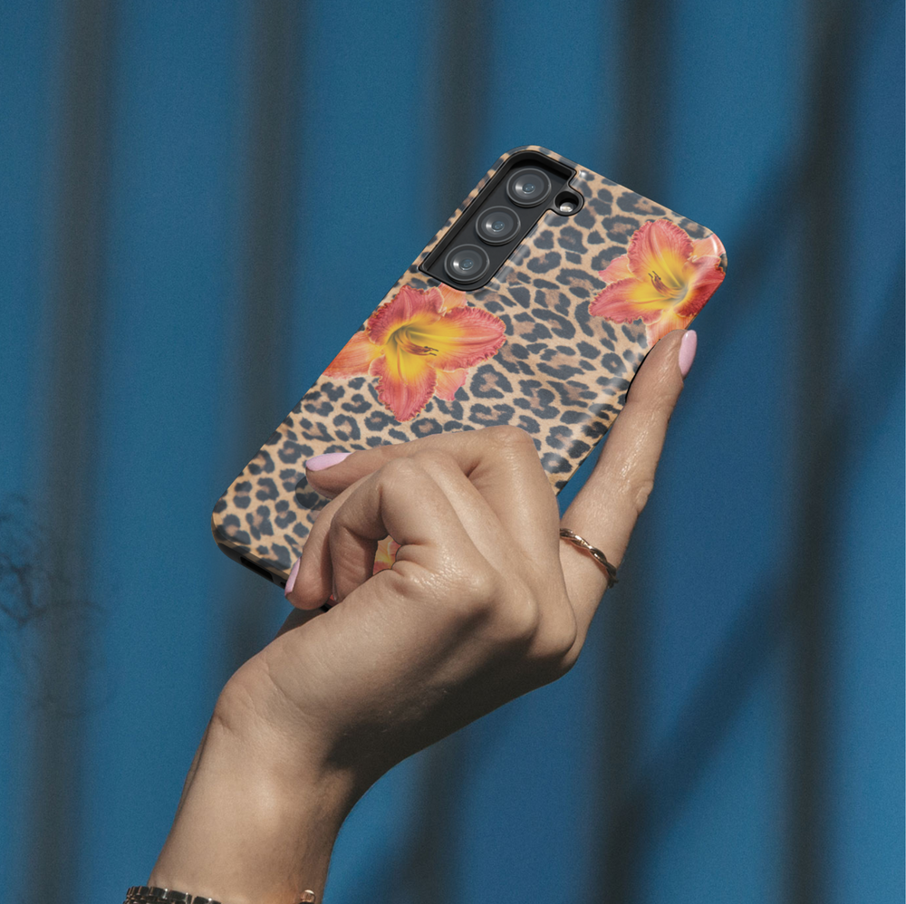 leopard print and tropical flower design – protective wild aesthetic case