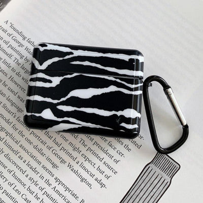 Airpod Case Zebra Print - Black - CASELIX